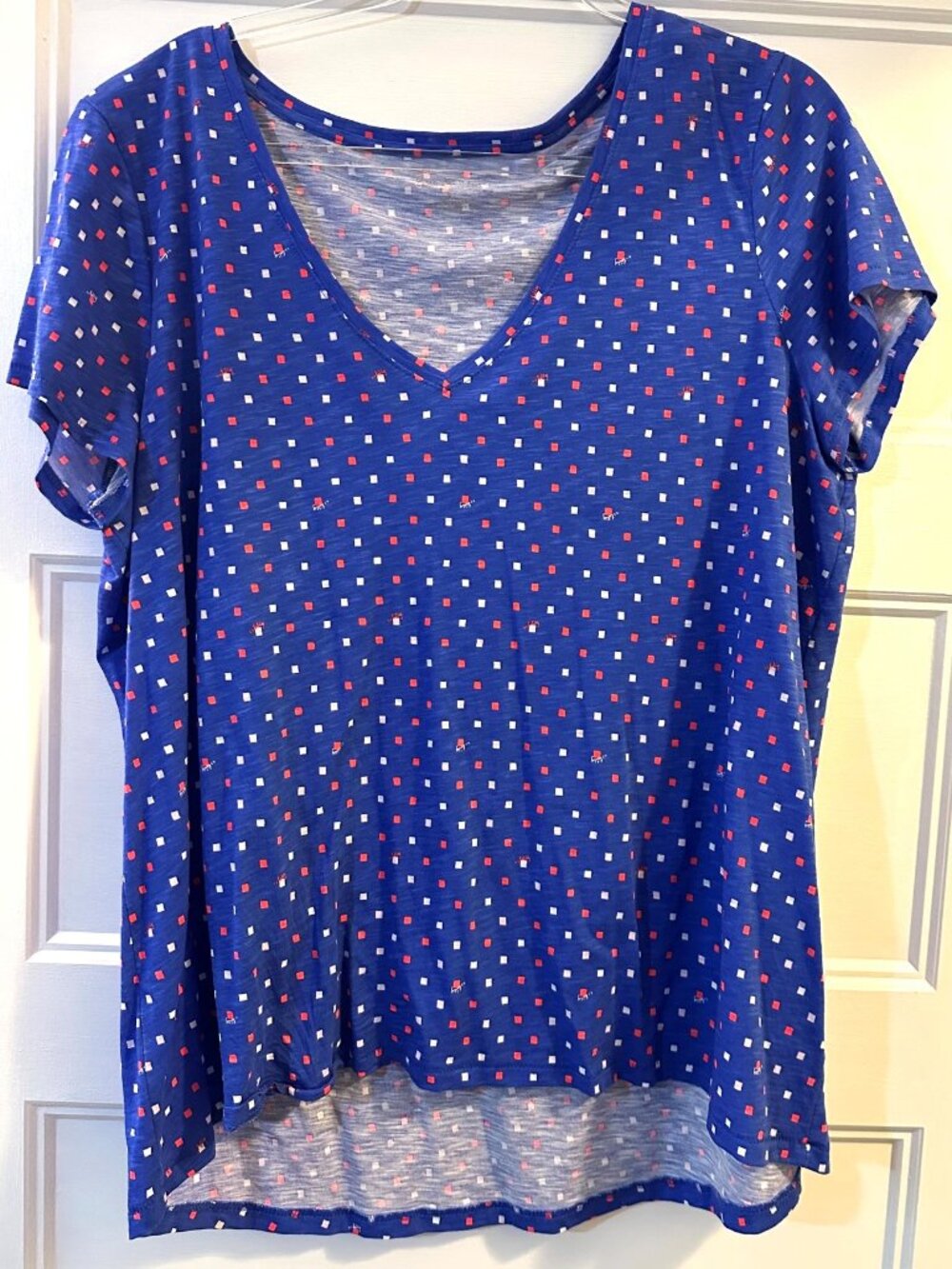 Lilly Deep V Etta top
